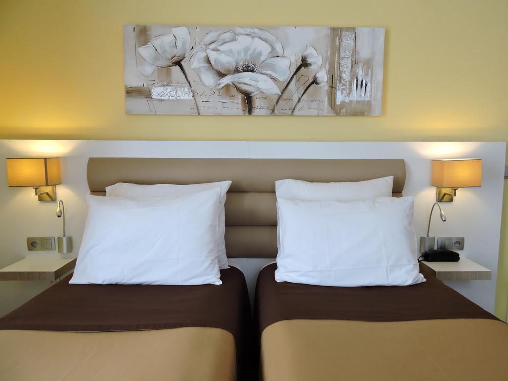 Hotel Regina Cannes Esterno foto