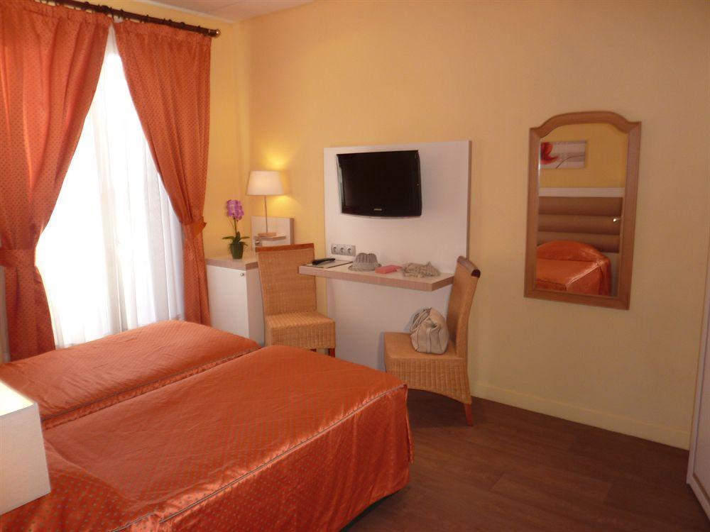 Hotel Regina Cannes Esterno foto