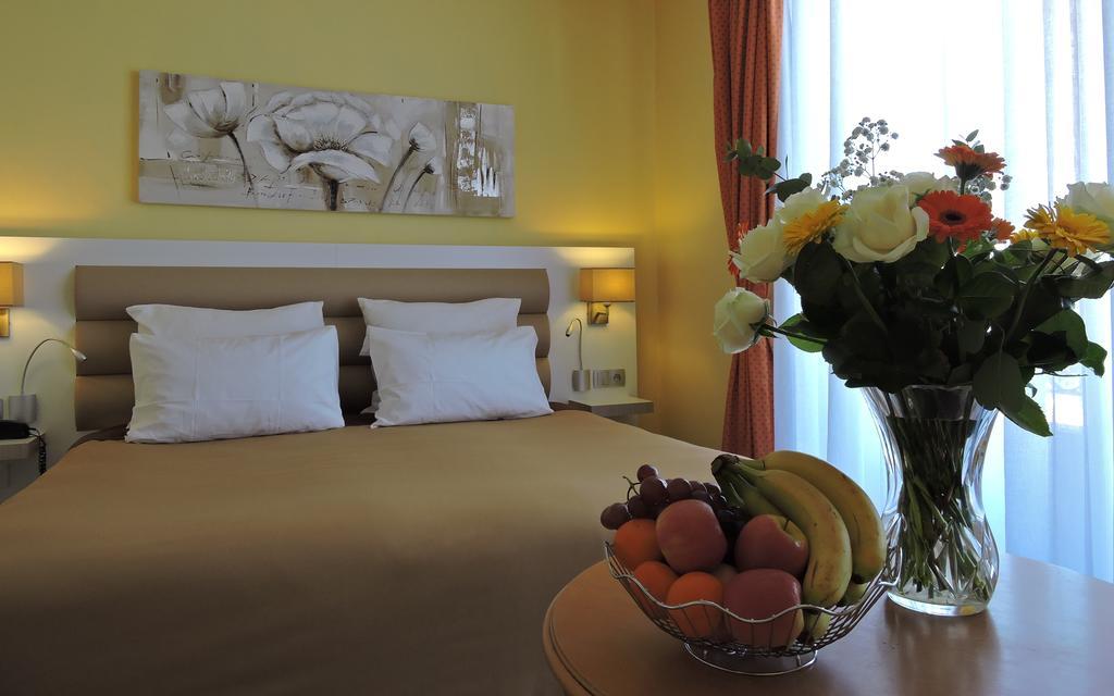 Hotel Regina Cannes Esterno foto
