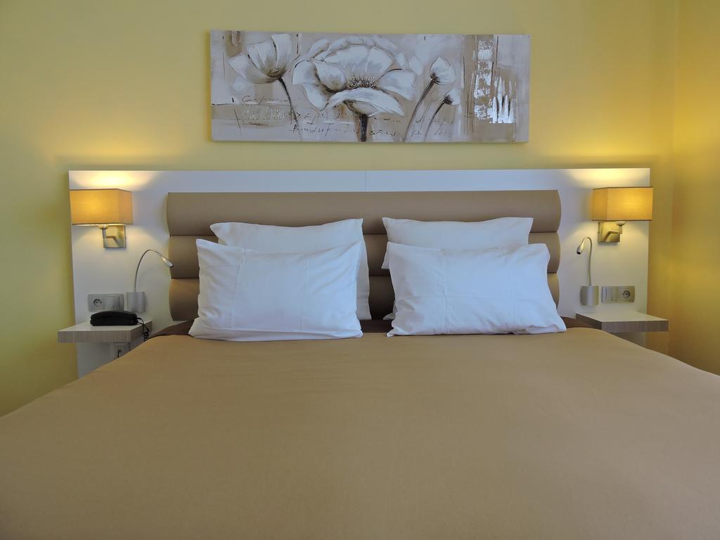 Hotel Regina Cannes Esterno foto