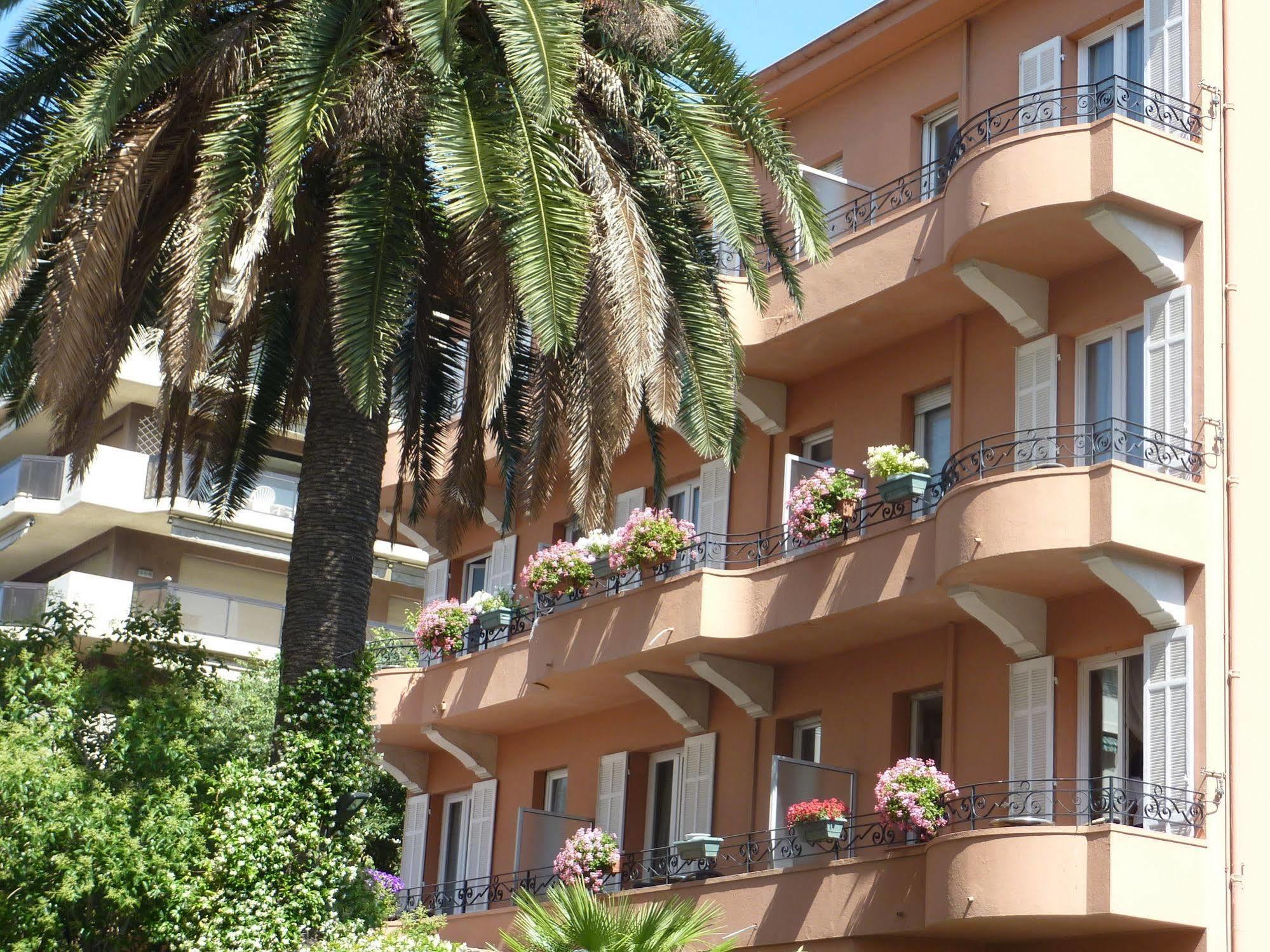 Hotel Regina Cannes Esterno foto