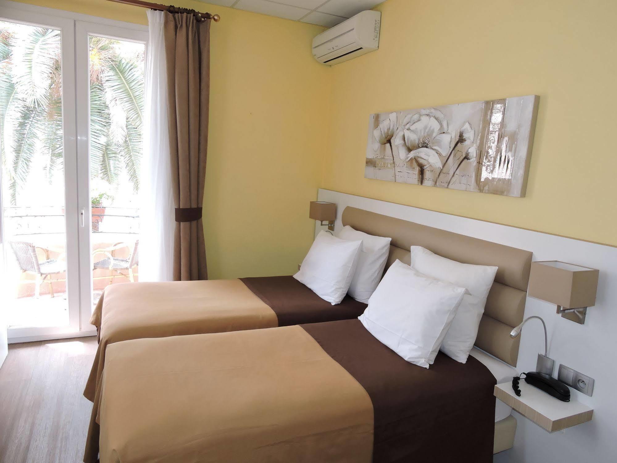 Hotel Regina Cannes Esterno foto